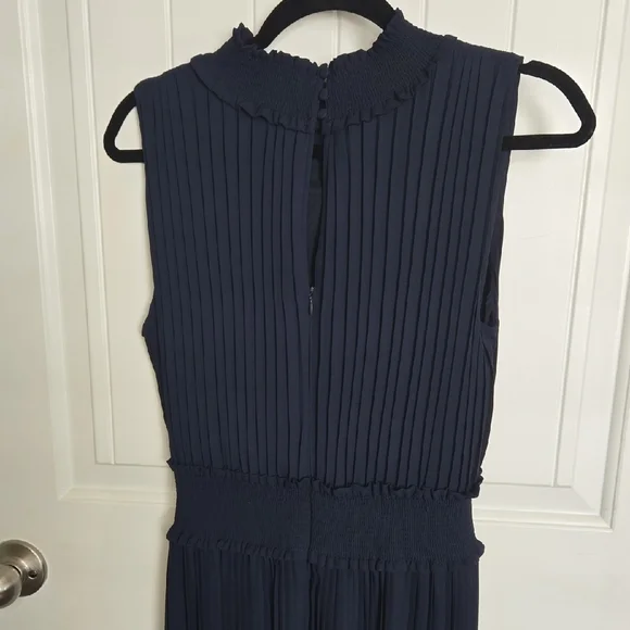 Nanette Lepore Navy Blue Sleeveless Jumpsuit Accordion Pleated Wide Leg Holiday - Picture 5 of 8
